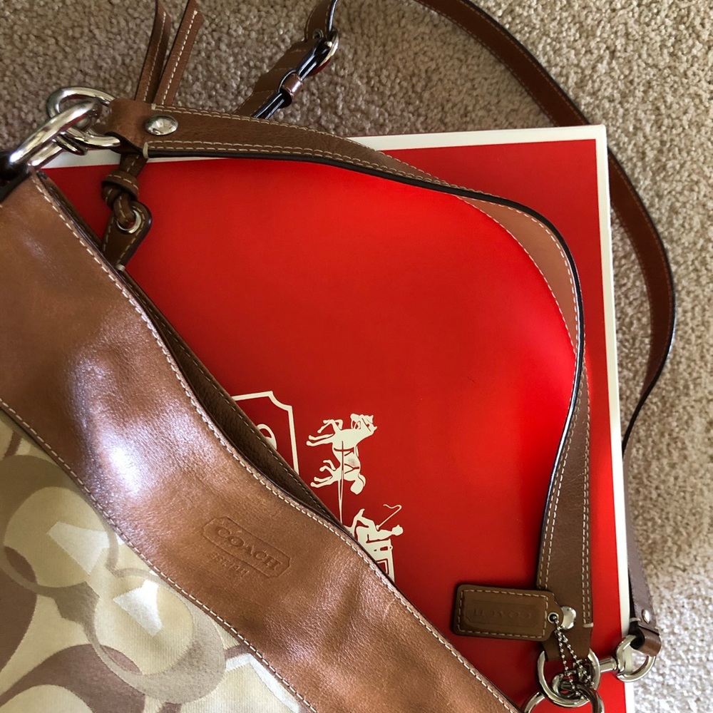 Coach Shoulder Saddlebag - Picture 2 of 5